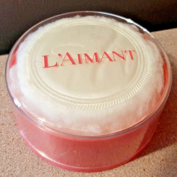 New Vintage L'Aimant Dusting Powder with Puff 100g by Coty - Picture 1 of 2